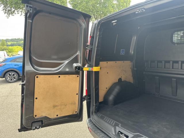 Ford Transit Custom image 6