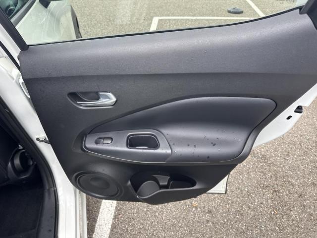 Nissan Juke image 4