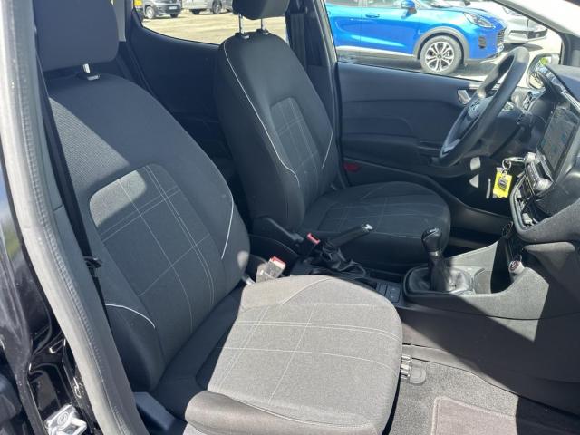 Ford Fiesta image 4