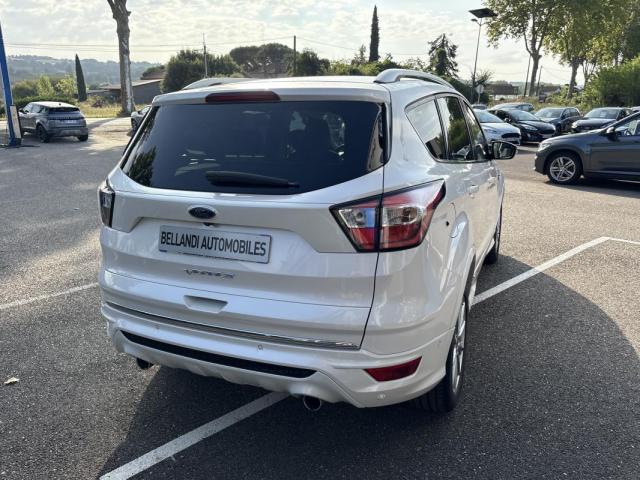 Ford Kuga image 9