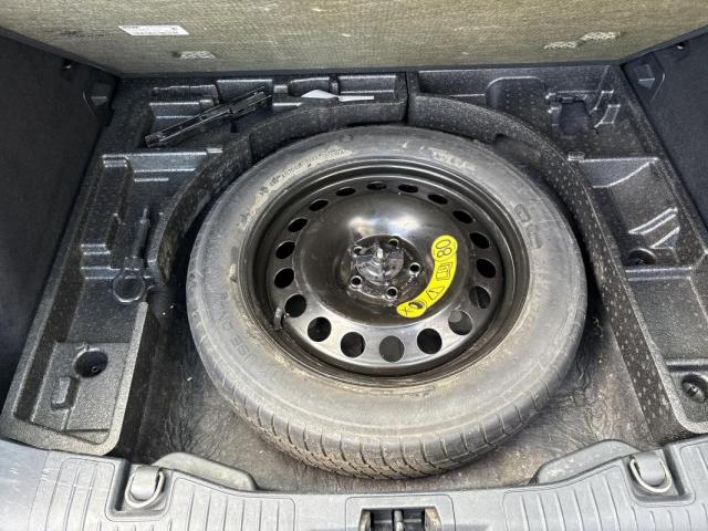Ford Kuga image 7