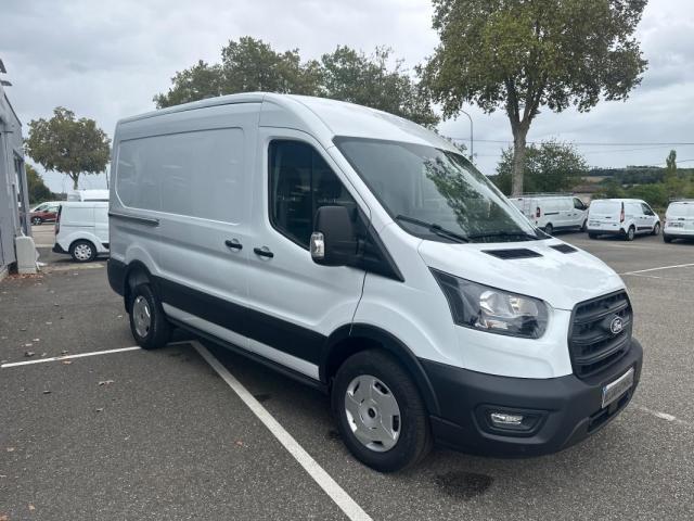 Ford Transit image 7