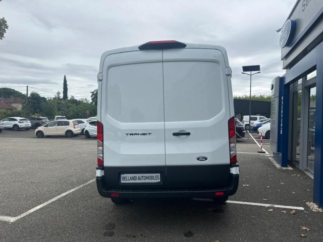 Ford Transit image 8