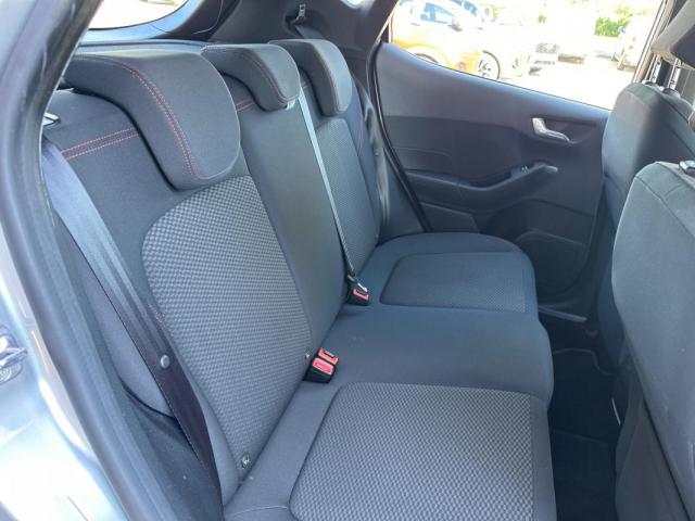 Ford Fiesta image 2