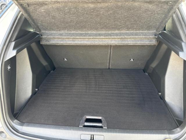Peugeot 2008 image 9