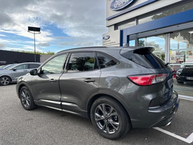Ford Kuga image 5