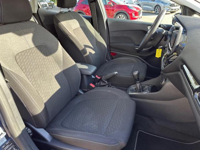 Ford Fiesta image 6