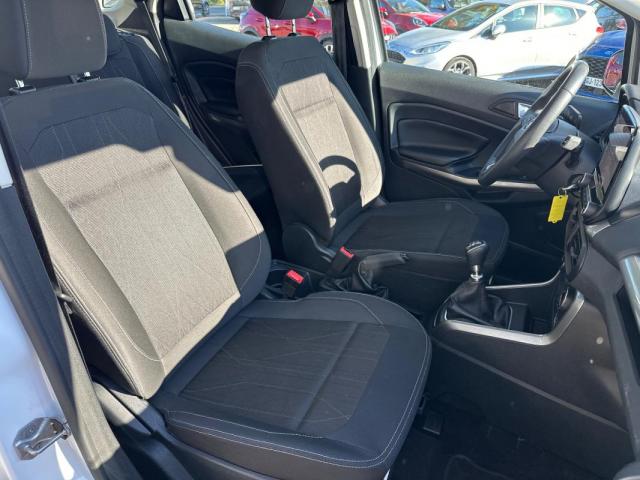 Ford Ecosport image 5