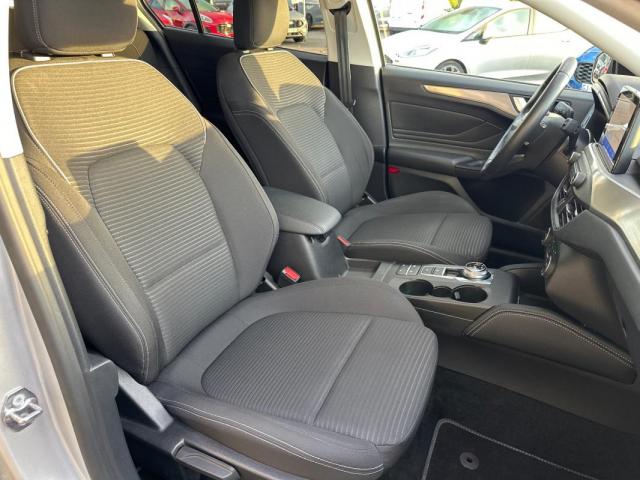 Ford Focus image 7