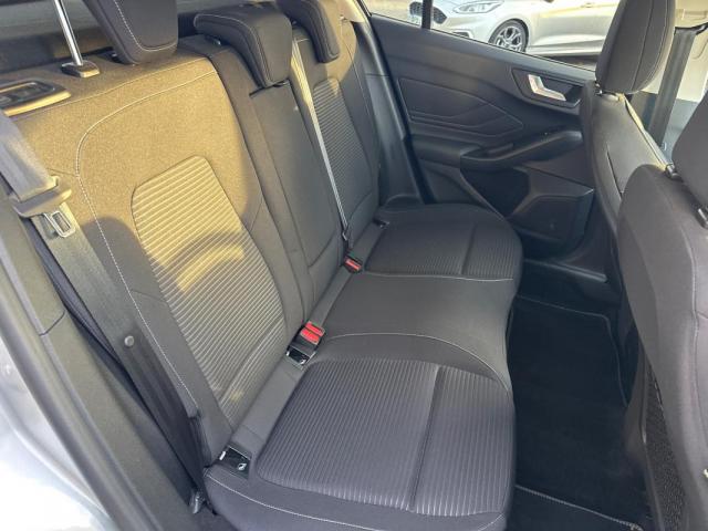 Ford Focus image 4