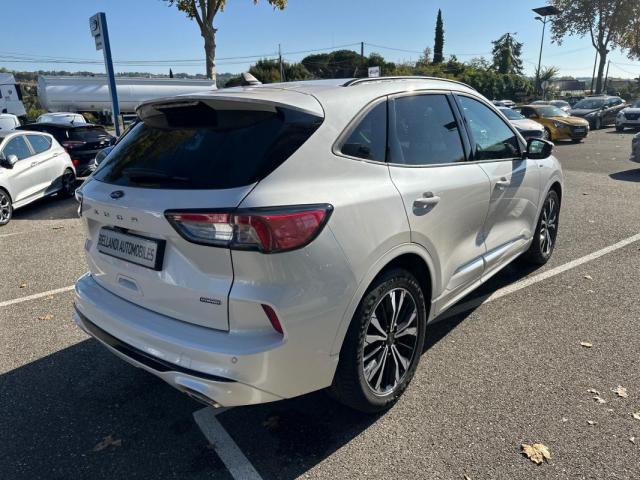 Ford Kuga image 7