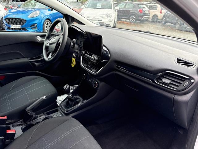 Ford Fiesta image 6