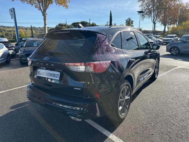 Ford Kuga image 6