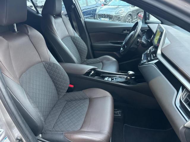 Toyota C-Hr image 6