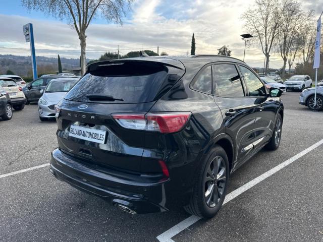 Ford Kuga image 6