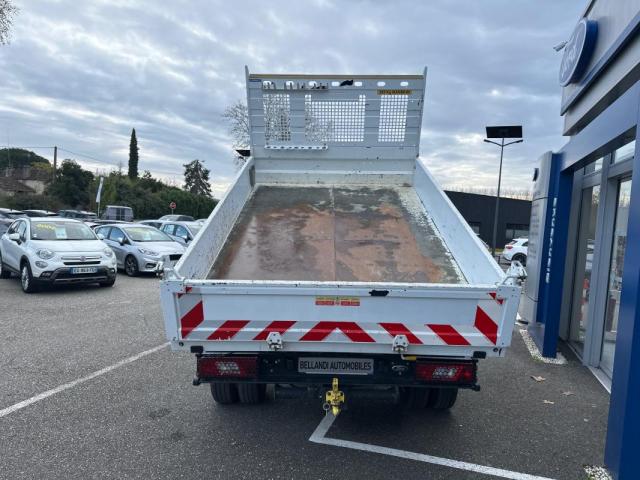 Ford Transit image 9