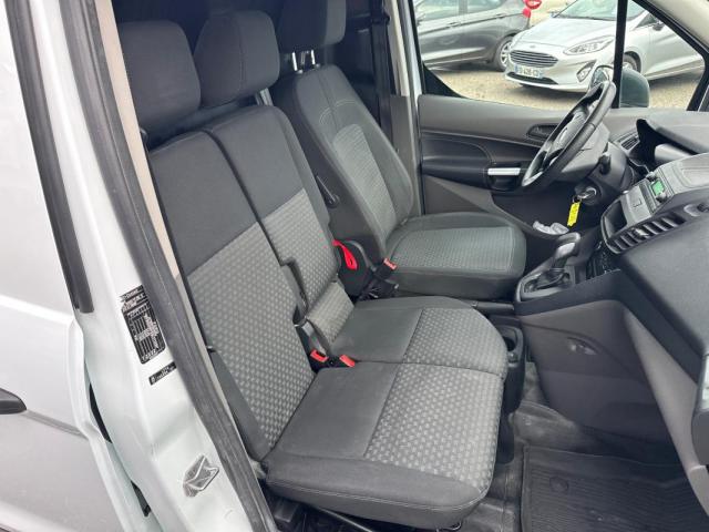 Ford Transit Connect image 6