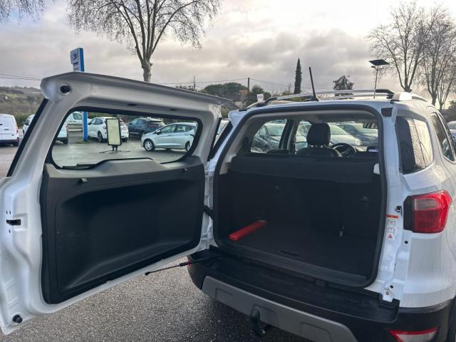 Ford Ecosport image 8