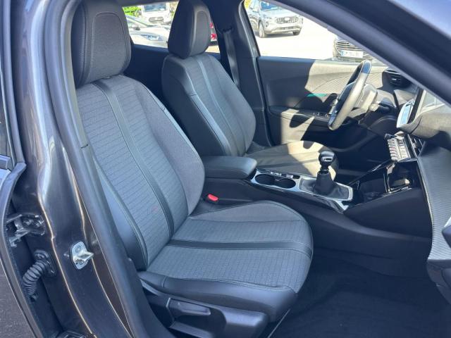 Peugeot 2008 image 6