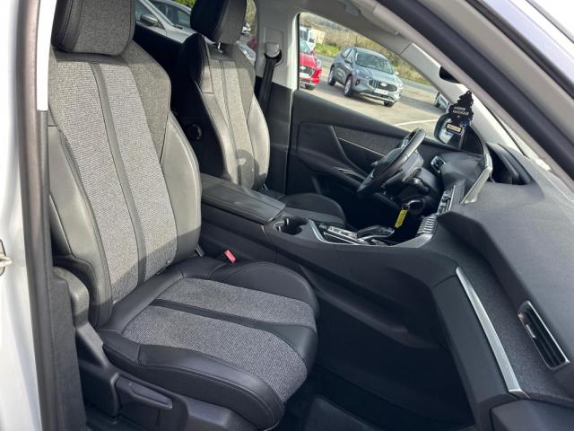 Peugeot 3008 image 7