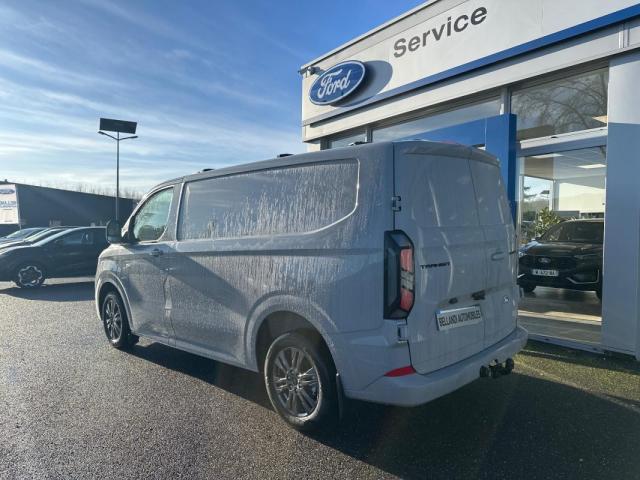 Ford Transit Custom image 7