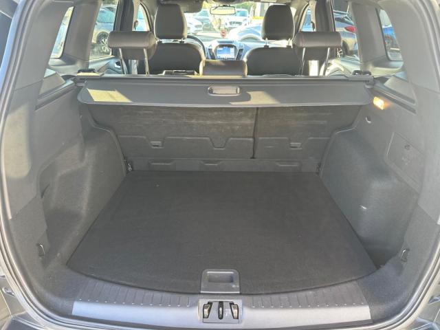 Ford Kuga image 7