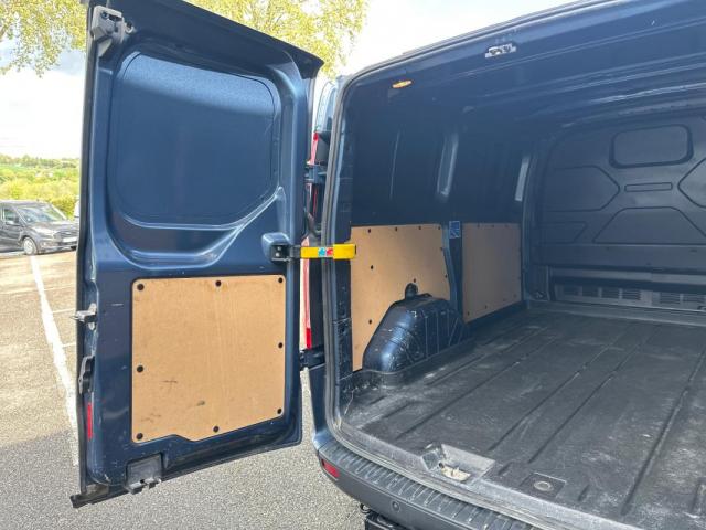 Ford Transit Custom image 1