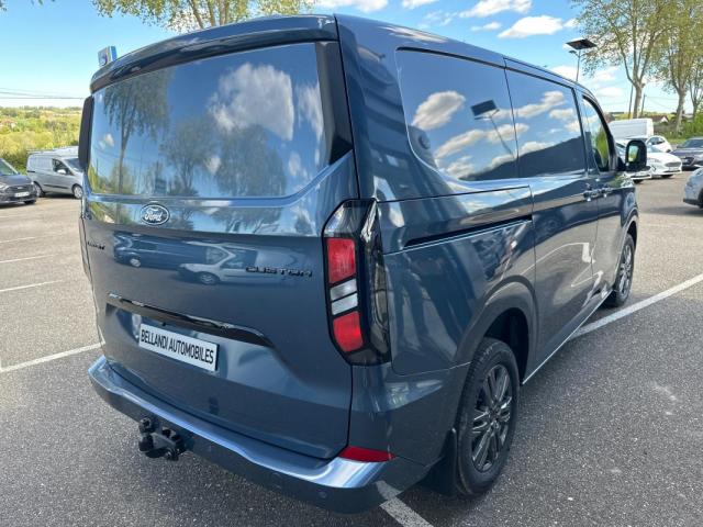 Ford Transit Custom image 2