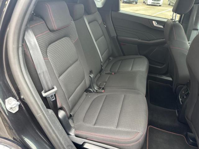 Ford Kuga image 6