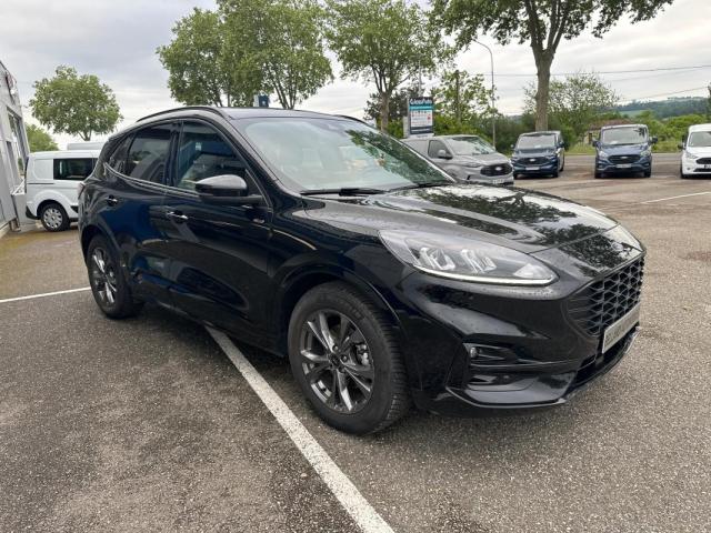 Ford Kuga image 3