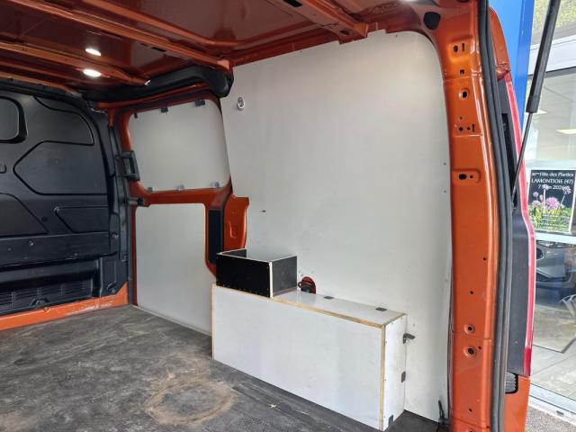 Ford Transit Custom image 1