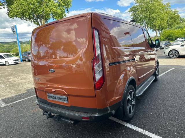 Ford Transit Custom image 5