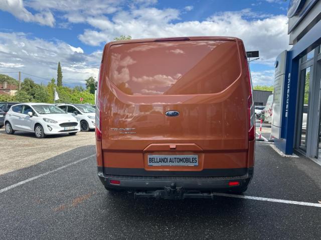 Ford Transit Custom image 3