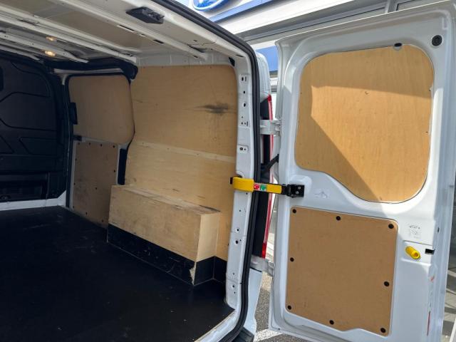 Ford Transit Custom image 5