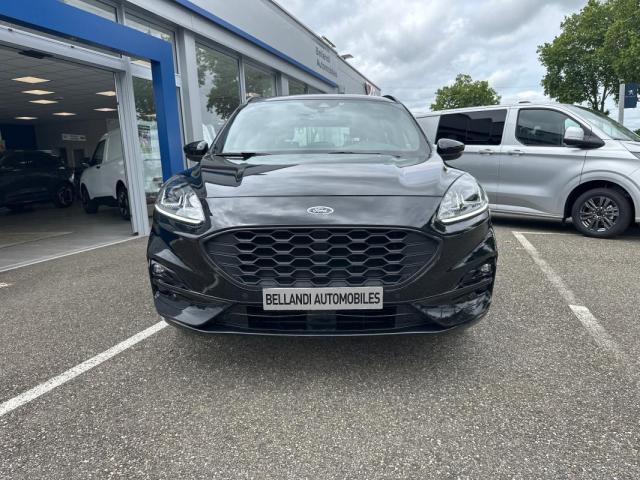 Ford Kuga image 8