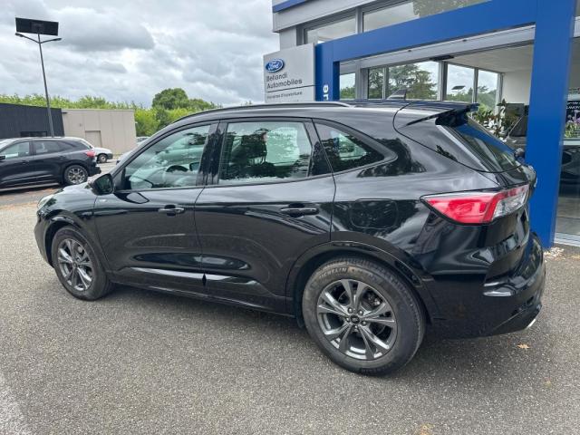 Ford Kuga image 4