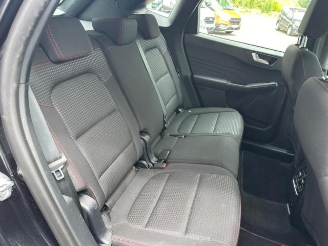 Ford Kuga image 1