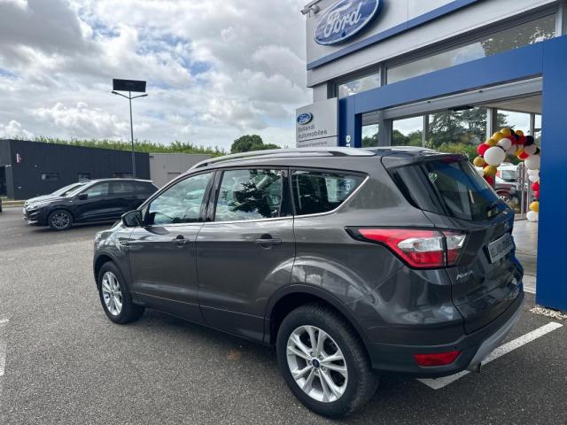 Ford Kuga image 4