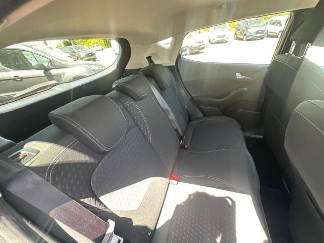 Ford Fiesta image 7
