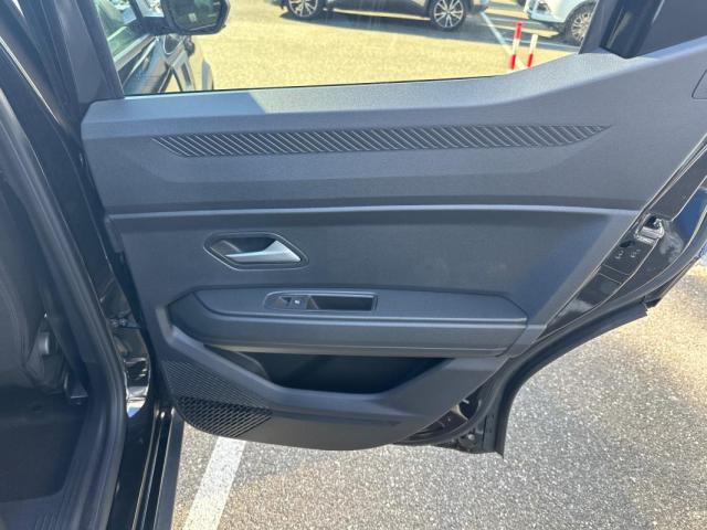 Dacia Duster image 6