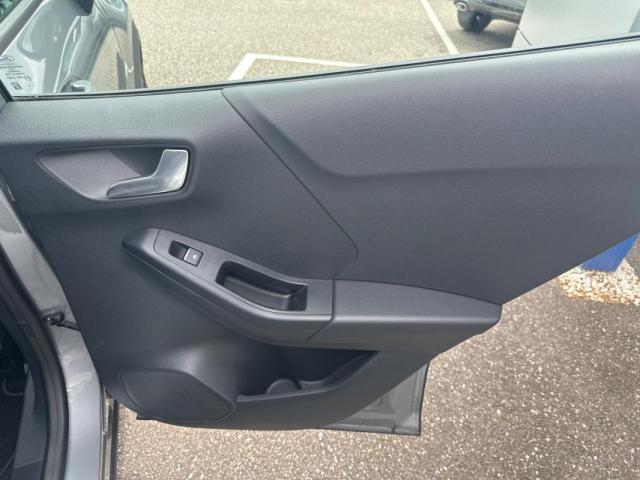 Ford Puma image 1