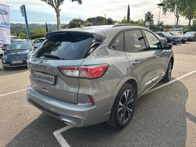 Ford Kuga image 6