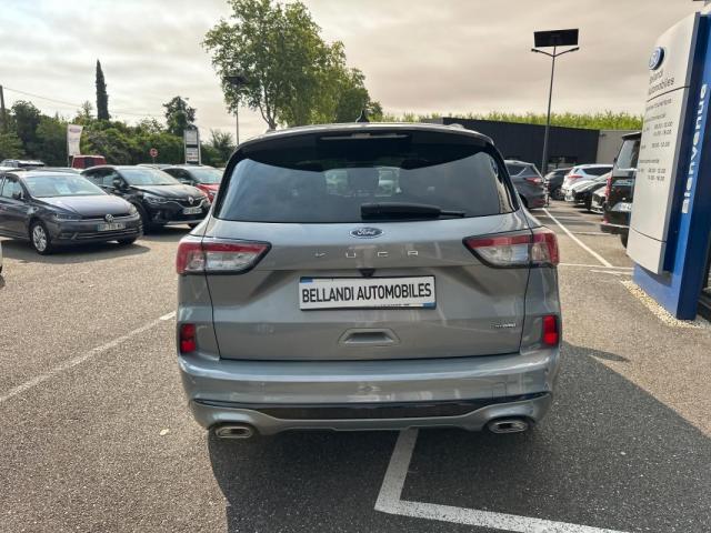 Ford Kuga image 7