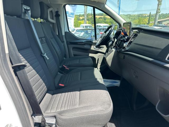 Ford Transit Custom image 9