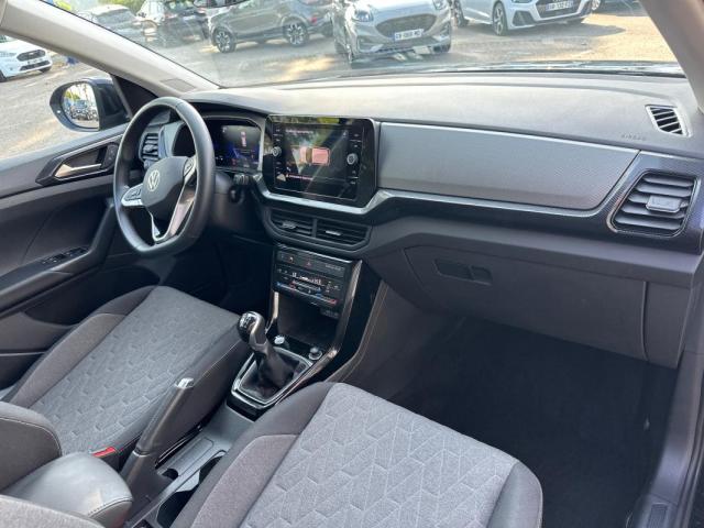 Volkswagen T-Cross image 1
