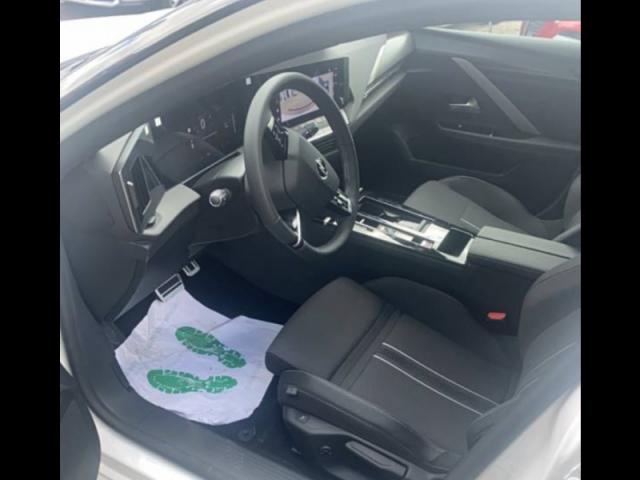 Opel Astra image 3