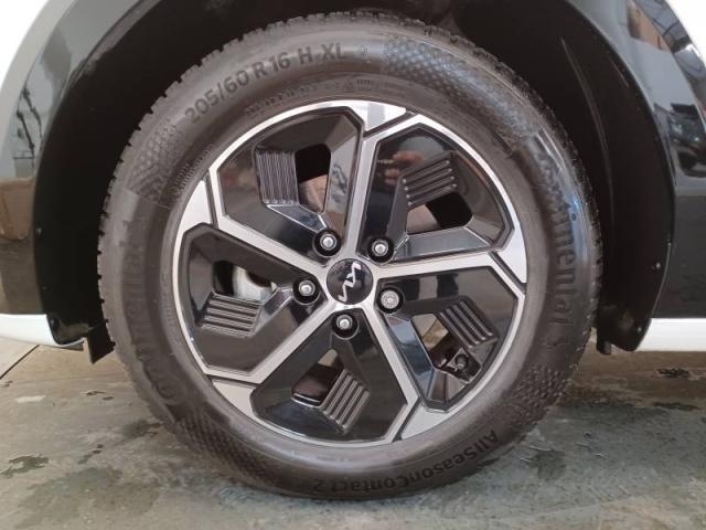 Kia Niro image 1