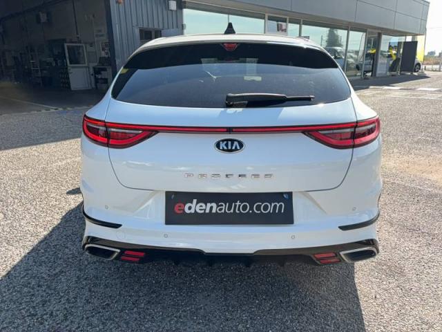 Kia Pro_cee'D image 2