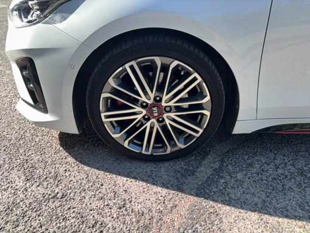 Kia Pro_cee'D image 5