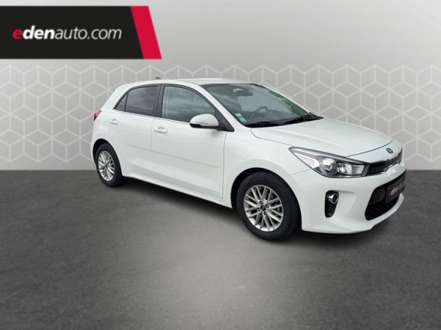 Kia Rio image 5